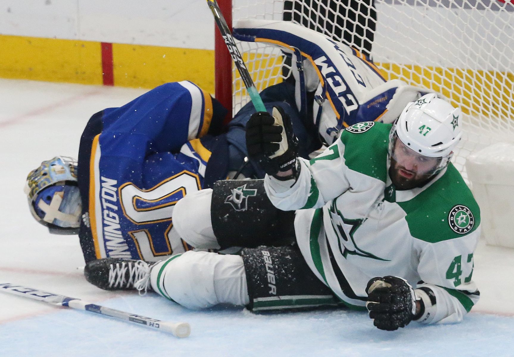 Blues and Stars go for broke in final playoff game 7